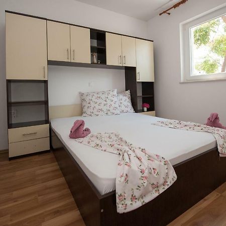 Apartmants Emy Gaj Novalja Kültér fotó
